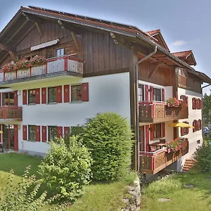 Alpenstern Finy, Bio-gästehaus Apartment Oy-Mittelberg