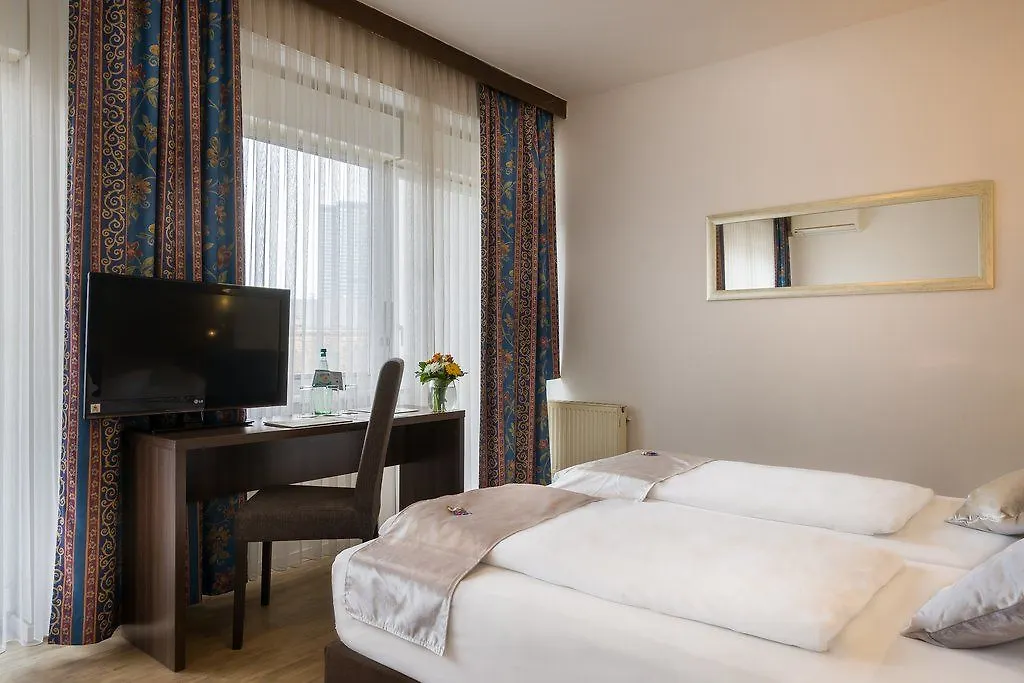 ***  Hotel Continental Frankfurt Frankfurt am Main Germany